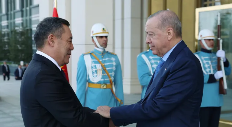 Cumhurbaşkanı Erdoğan, Kırgızistan Cumhurbaşkanı Caparov ile görüştü