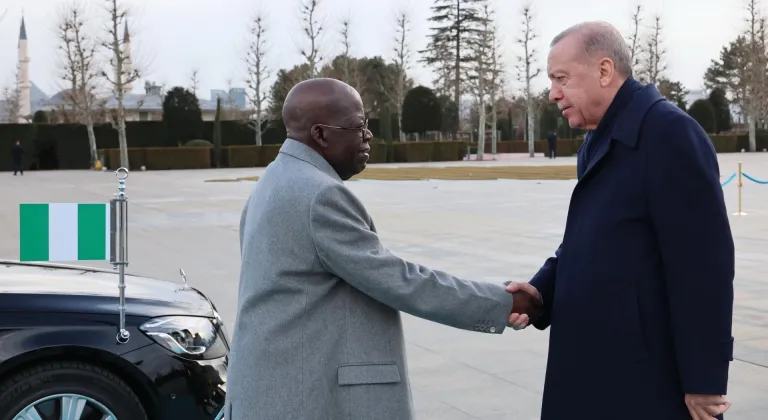 Cumhurbaşkanı Erdoğan, Nijerya Cumhurbaşkanı Tinubu'yu resmi törenle karşıladı