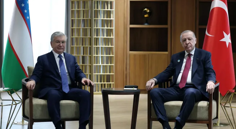Cumhurbaşkanı Erdoğan, Özbekistan Cumhurbaşkanı Mirziyoyev ile görüştü
