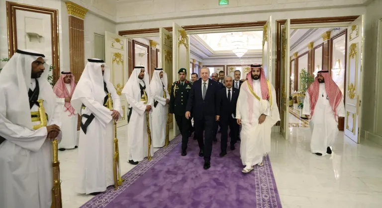 Cumhurbaşkanı Erdoğan, Suudi Arabistan Veliaht Prensi Bin Selman ile bir araya geldi