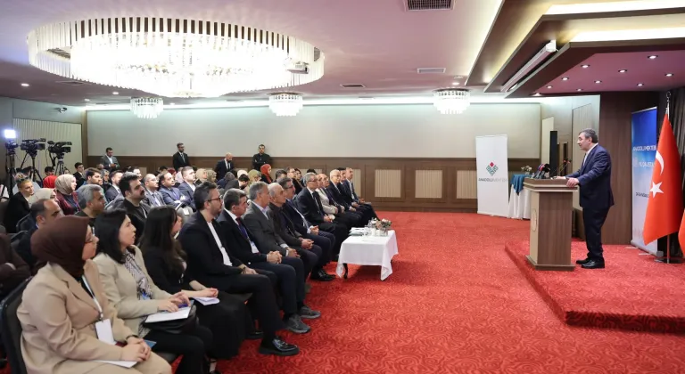 Cumhurbaşkanı Yardımcısı Yılmaz, Anadolu Mektebi 15. Yıl Çalıştayı'nın kapanış toplantısında konuştu: