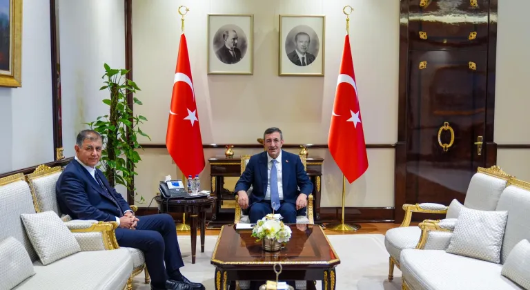 Cumhurbaşkanı Yardımcısı Yılmaz İzmir Büyükşehir Belediye Başkanı Tugay'ı kabul etti