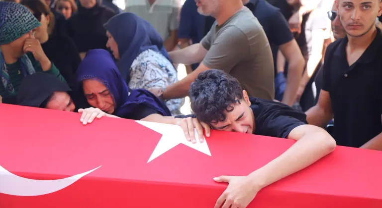 Derbiyi izlerken kalp krizi geçiren Fenerbahçeli gazinin cenazesi Mersin'de defnedildi