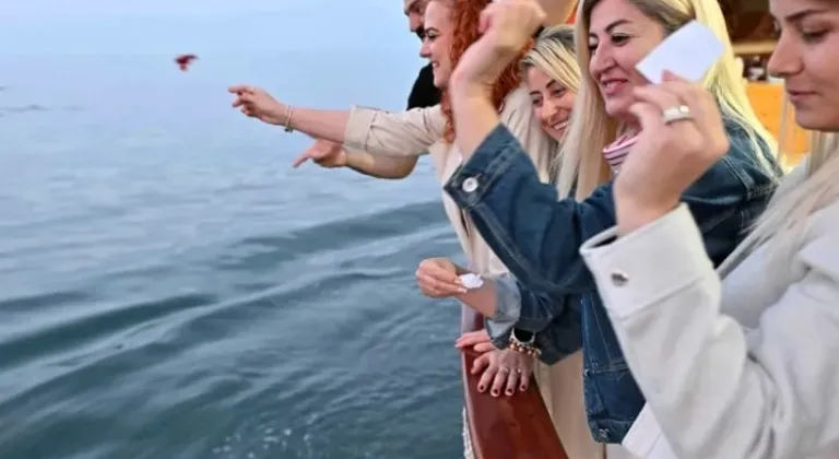 Dilekler, Akdeniz’in Mavisine Bırakıldı

