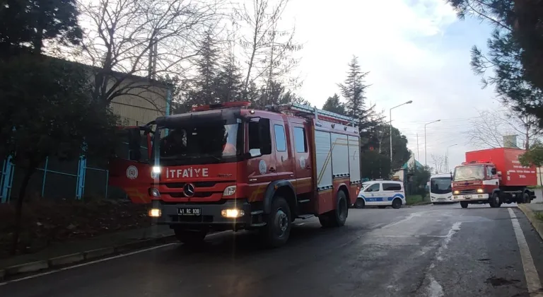 Dilovası OSB'deki bir fabrikada yaşanan parlamada 1 işçi yaralandı