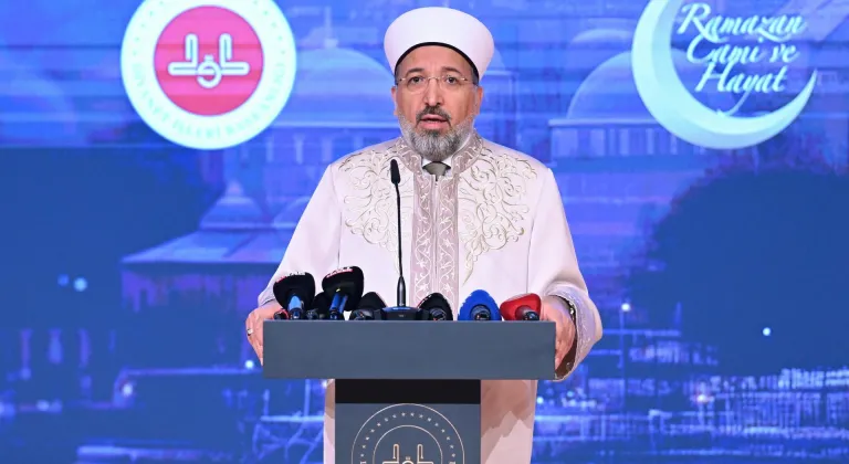 Diyanet, bu yıl ramazan temasını "Ramazan, Cami ve Hayat" olarak belirledi