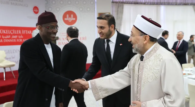 Diyanet İşleri Başkanı Arpaguş, İslam ülkelerinin büyükelçileriyle iftarda bir araya geldi:
