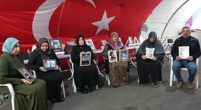 Diyarbakır anneleri evlatlarına kavuşmak istiyor