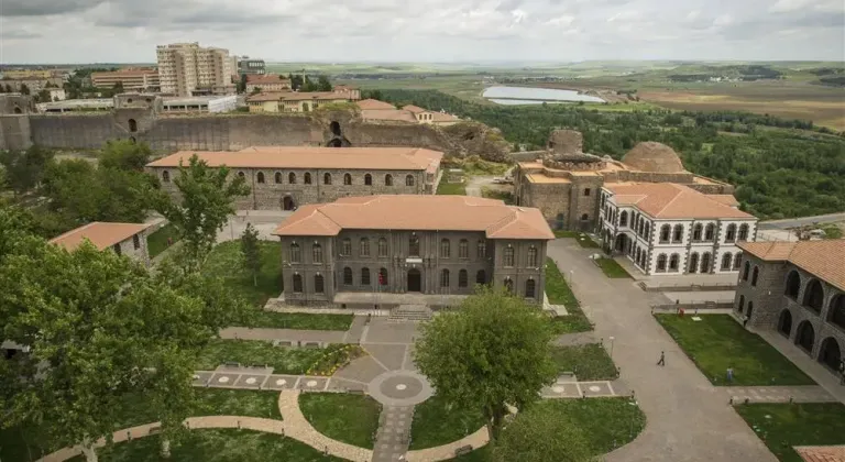 Diyarbakır İçkale’de binlerce yıllık tarih gün yüzüne çıkıyor