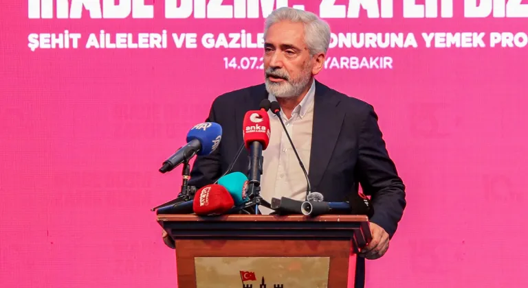 Diyarbakır'da şehit aileleri ve gaziler onuruna yemek programı düzenlendi