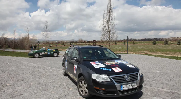 Doğu-Batı Dostluk ve İpek Yolu Rallisi ekibi Bitlis'ten Erzurum'a hareket etti