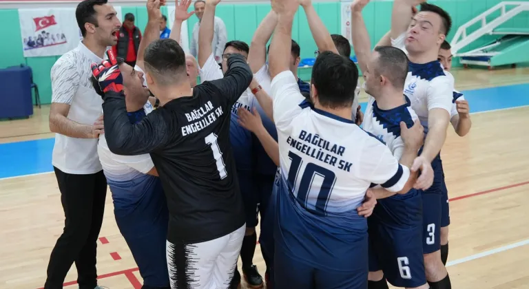 Down Sendromlular Futsal Türkiye Şampiyonası'nda ikincilik Bağcılar Belediyesinin oldu