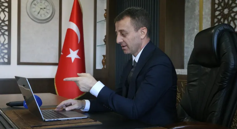 Dulkadiroğlu Kaymakamı Aytemür ve Belediye Başkanı Akpınar, AA'nın "Yılın Kareleri" oylamasına katıldı