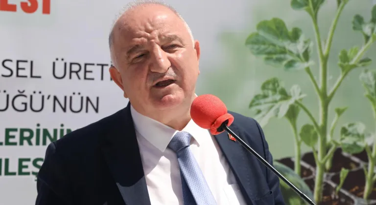 Edirne'de çiftçilere 60 bin karpuz fidesi dağıtıldı