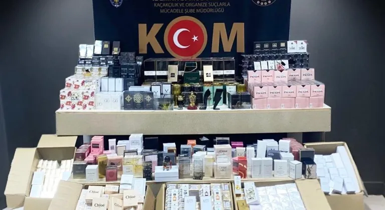 Edirne'de çok sayıda kaçak parfüm ve akıllı saat ele geçirildi