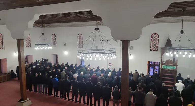 Edirne'de restorasyonu tamamlanan Muradiye Camisi ibadete açıldı