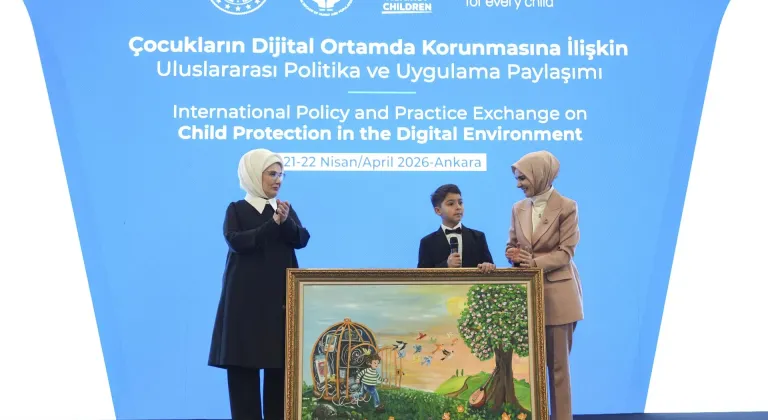 Emine Erdoğan'dan çocukların dijital ortamda korunmasına yönelik toplantıya ilişkin paylaşım: