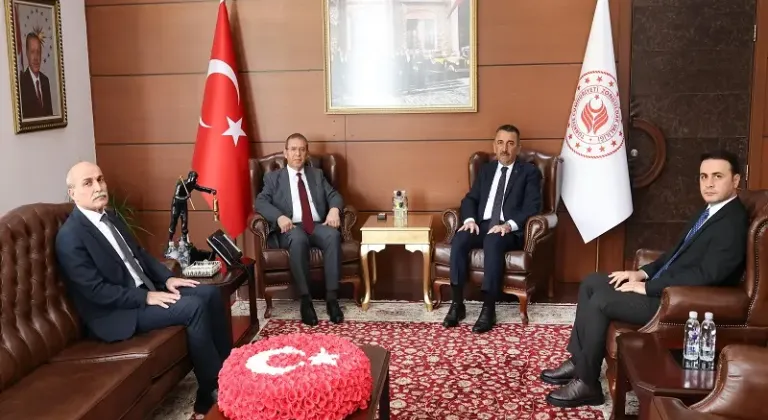 Enerji ve Tabii Kaynaklar Bakan Yardımcısı Tancan, Zonguldak Valisi Hacıbektaşoğlu'nu ziyaret etti