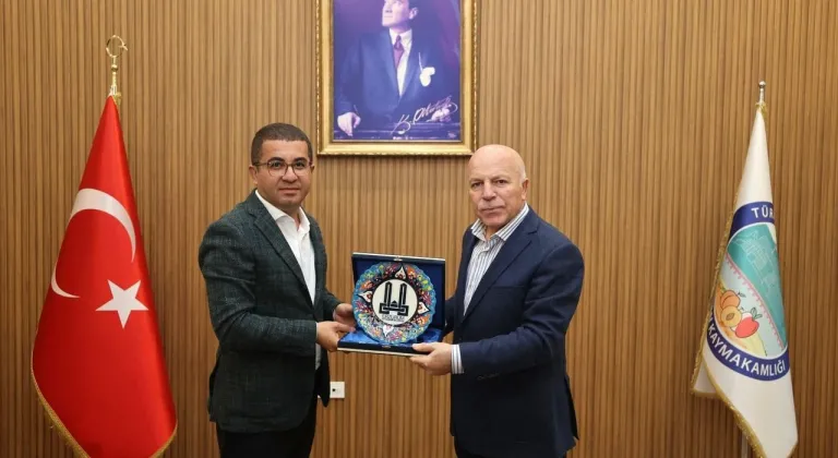 Erzurum Büyükşehir Belediye Başkanı Sekmen’den Kağızman Kaymakamlığı’na Ziyaret
