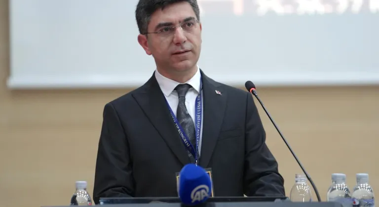 Erzurum'da "Vakanın Zirvesi Ulusal Tıp Kongresi" düzenlendi