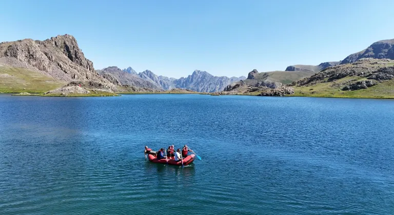 Erzurum'un doğal güzelliklerinde bisiklet, rafting ve koşu heyecanı