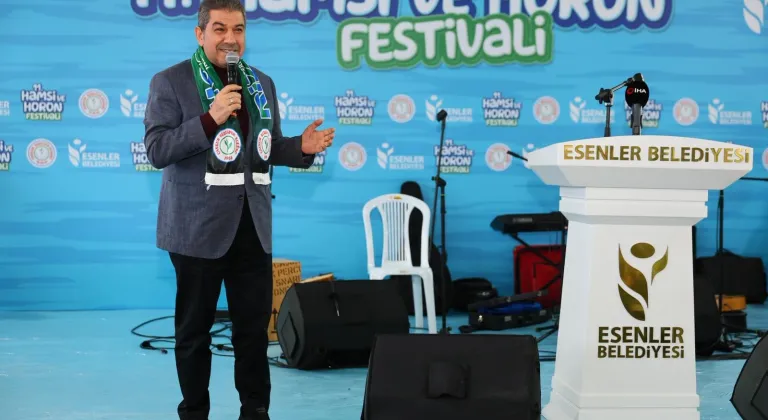 Esenler'de "11. Hamsi ve Horon Festivali" düzenlendi
