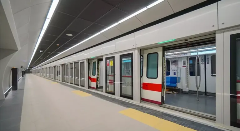 Esenler’de metro raydan çıktı, Yenikapı-Kirazlı hattında seferler aksadı