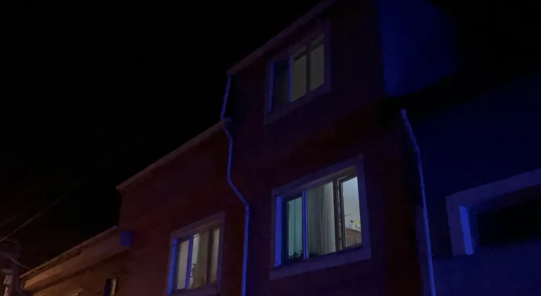 Eskişehir'de 3'üncü kattan düşen kişi ağır yaralandı