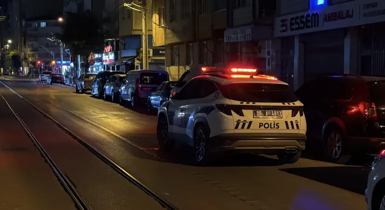 Eskişehir'de çıkan bıçaklı kavgada 2 kişi yaralandı