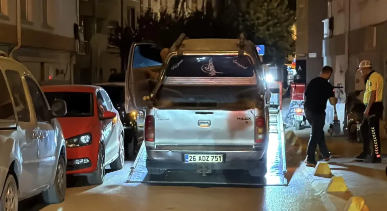 Eskişehir'de "dur" ihtarına uymayan ve alkolmetreye üflemeyi reddeden ehliyetsiz sürücüye 550 bin lira ceza
