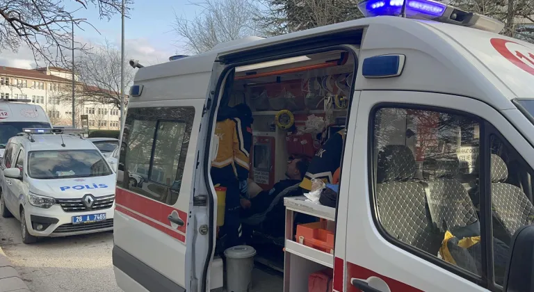 Eskişehir'de komşular arasındaki bıçaklı kavgada 4 kişi yaralandı