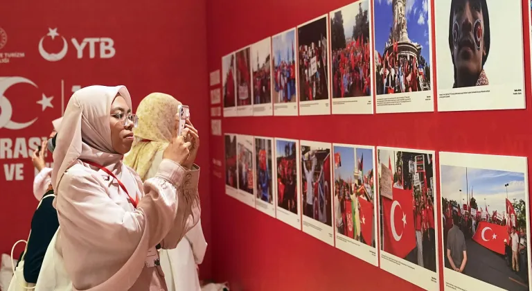 Farklı coğrafyalardan gençler, 15 Temmuz'un 10. yılında Demokrasi ve Özgürlükler Adası'nda buluştu