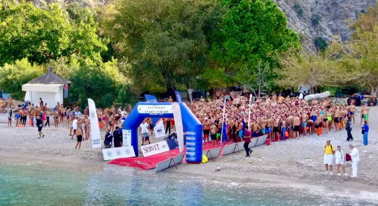 Fethiye'de açık su yüzme yarışları sona erdi