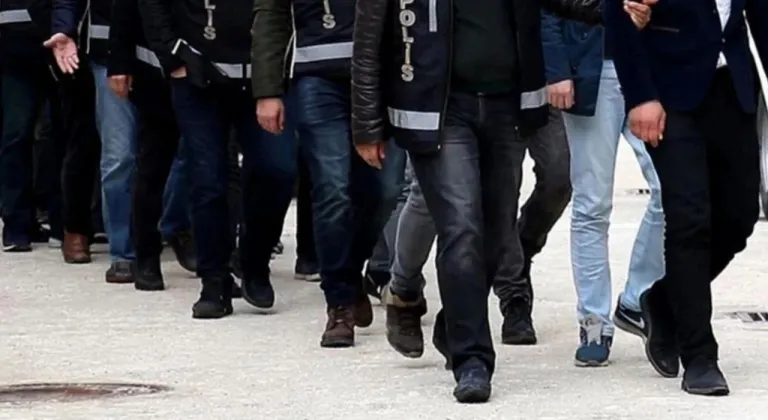 FETÖ’ye yönelik 34 ilde operasyon: 77 şüpheli yakalandı