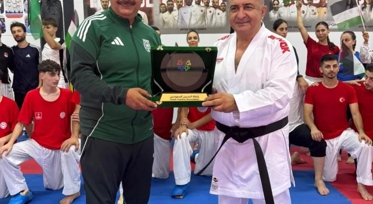 Filistinli karateciler, Uluslararası Turkish Open Karate Turnuvası için Türkiye'de