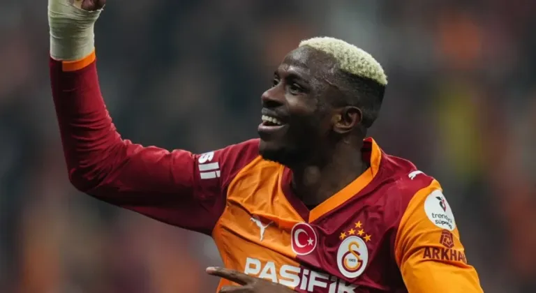 Galatasaray derbide Fenerbahçe’yi 2-1 mağlup etti