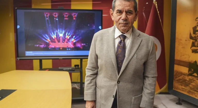 Galatasaray Kulübü Başkanı Dursun Özbek, AA'nın "Yılın Kareleri" oylamasına katıldı