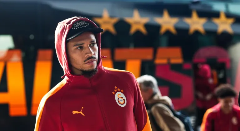 Galatasaray, Manchester City maçı için İngiltere'ye gitti