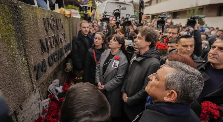 Gazeteci-yazar Uğur Mumcu, ölümünün 33. yılında anıldı