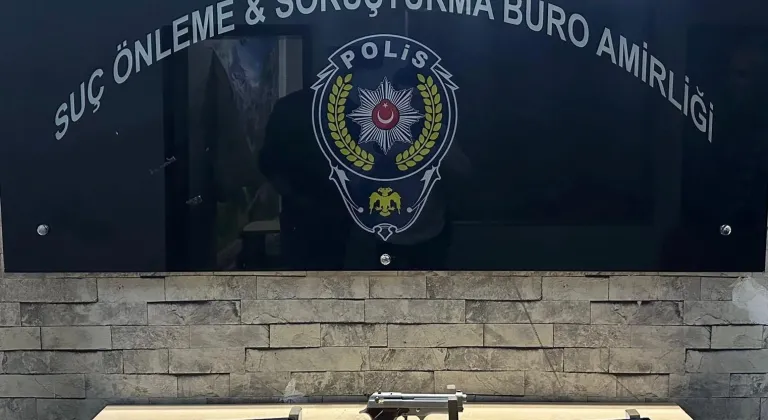 Gaziantep'te silah ve uyuşturucuyla yakalanan 4 kişi gözaltına alındı