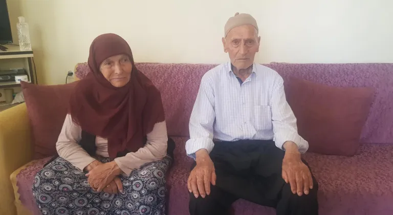 Gaziantep'te yaşayan asırlık çift uzun ömrü doğal beslenmeye bağlıyor