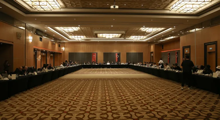 Gençlerbirliği'nde yönetim ve futbolcular yemekte bir araya geldi