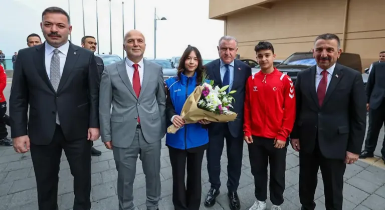 Gençlik ve Spor Bakanı Osman Aşkın Bak Zonguldak’ta