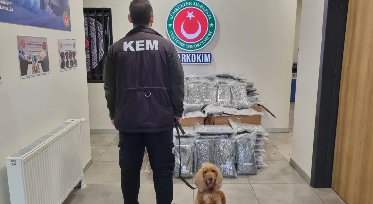 Gümrükler Muhafaza ekipleri, 2 ayrı operasyonda 420 kilogram uyuşturucu ele geçirdi