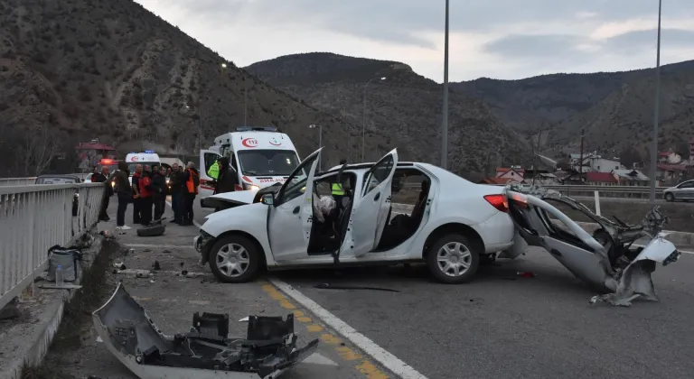 Gümüşhane'de trafik kazasında 3 kişi yaralandı