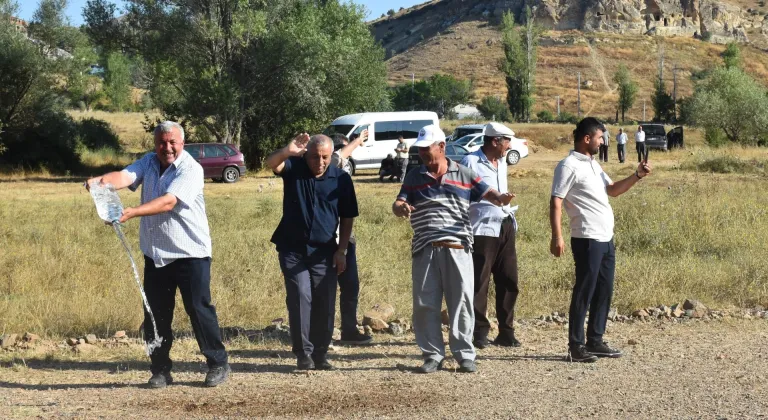 Gümüşhaneli iş insanı özel uçağıyla köyünden Ankara'ya uçtu