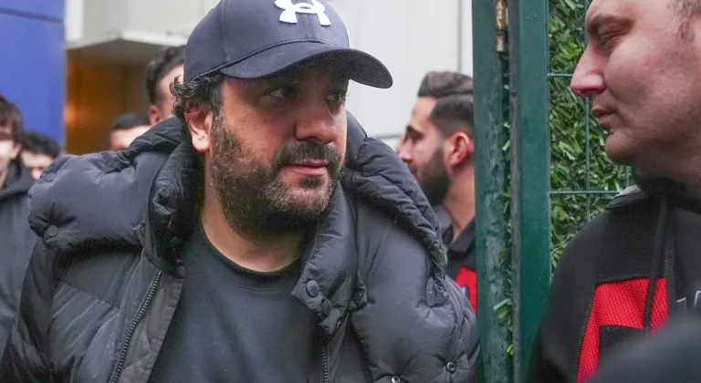 GÜNCELLEME 2 - İstanbul'daki uyuşturucu soruşturması kapsamında gözaltına alınan şüpheliler adli tıpta