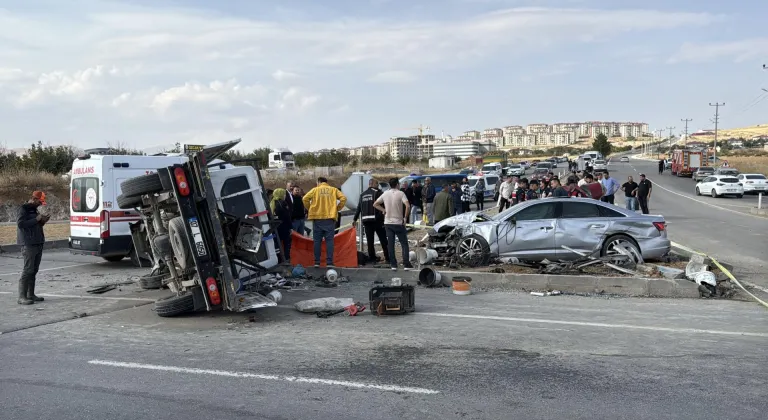 GÜNCELLEME 2 - Kahramanmaraş'ta bir kişinin öldüğü trafik kazasında MHP Kahramanmaraş Milletvekili Karakoç ile 6 kişi yaralandı