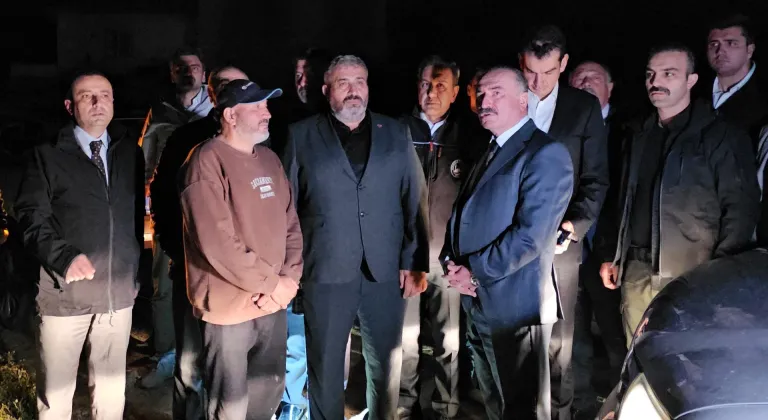 GÜNCELLEME 3 - Çorum'da hortum meydana geldi
