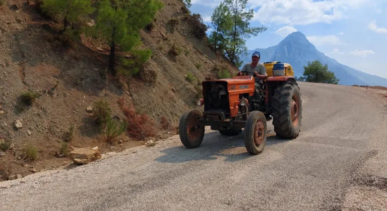 GÜNCELLEME - Antalya'da çıkan orman yangınına müdahale ediliyor